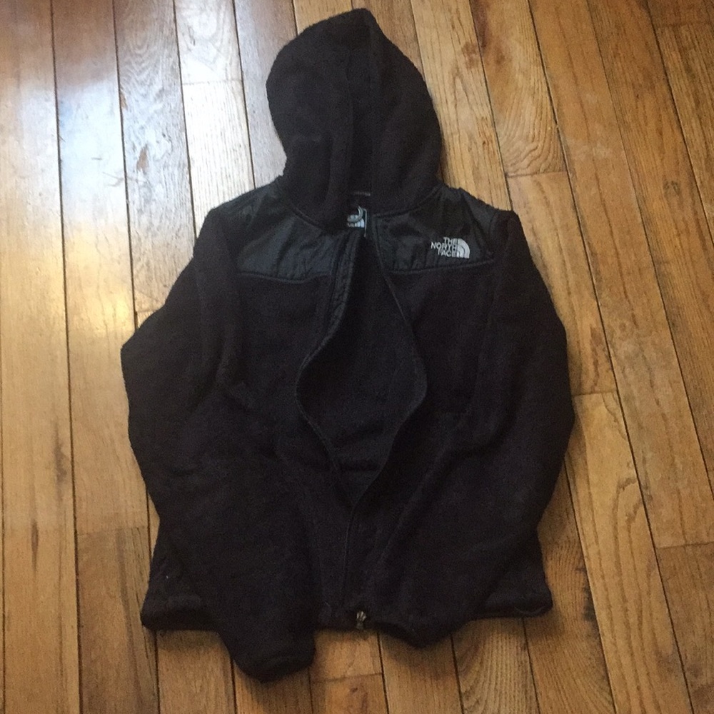 North face fuzzy jacket size Medium